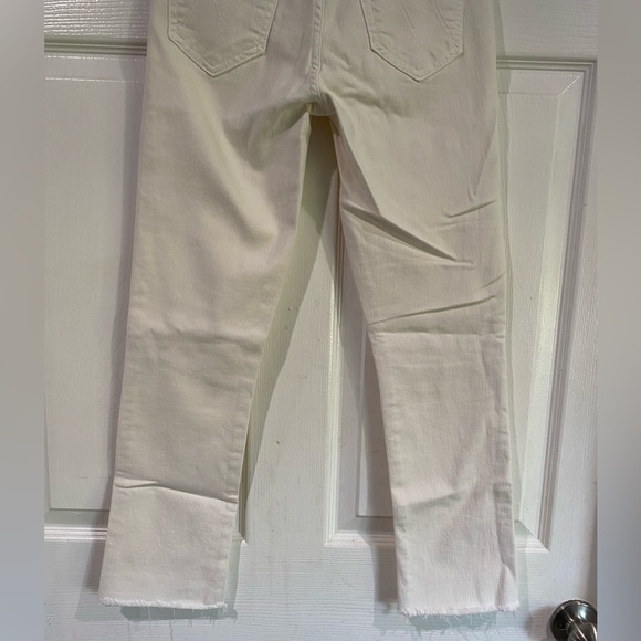 Mother The Rascal Crop Fray Jeans In Cream Puffs Size 25 Casual Trendy Preppy - Picture 12 of 15